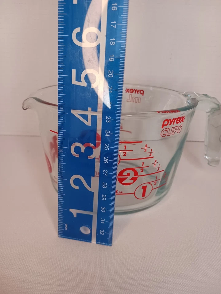 Taza medidora de vidrio transparente Pyrex 100 años 4 tazas/32 oz Foto 3 de 4