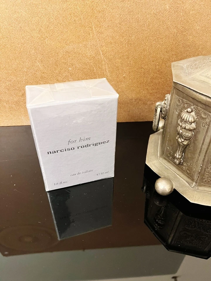 Narciso Rodriguez For Him EDT 50 ml 1.7oz MEN SPRAY BNIB DISCONTINUED VERY RARE! - Image 2 of 4