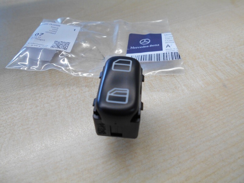Fensterheber Schalter Für Mercedes A/B/CLA Klasse - Schiebedach Taste 00090009029051