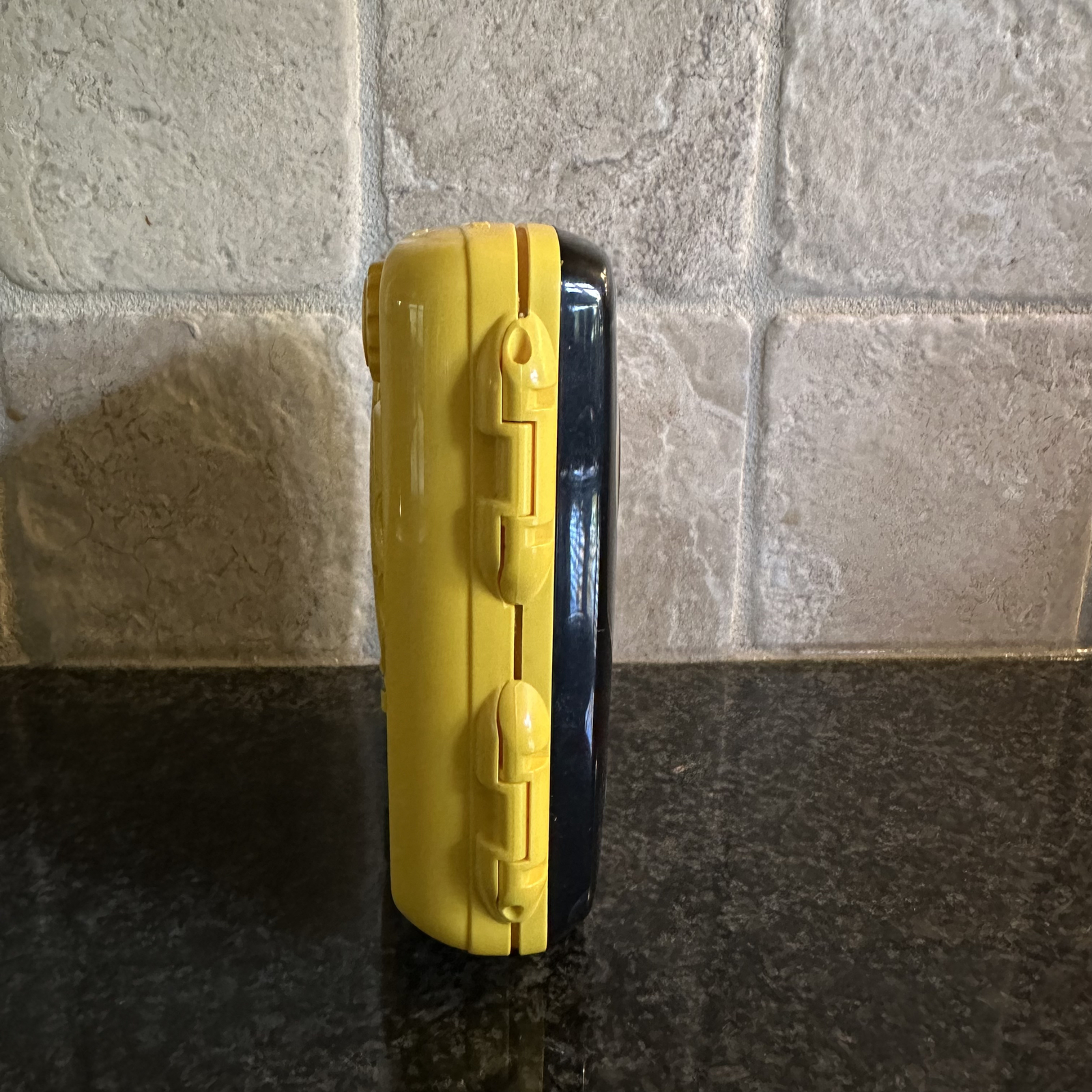 Sony WALKMAN Sports WM-FS111 Portable AM/FM Radio Cassette Player Mega Bass Vtg*