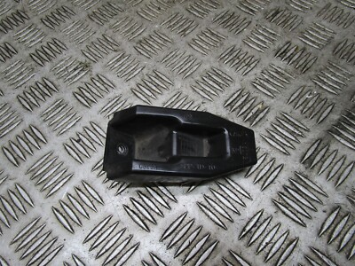 2015 FORD FOCUS TITANIUM DRIVER REAR BUMPER MOUNTING BRACKET CM51-A17B918-A OEM