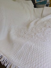 Heavyweight Vintage White Bedspread / Throw