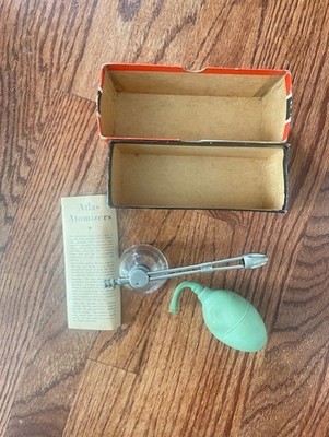 Vintage DeVilbiss Made ATLAS ATOMIZER NO. 24 Glass Spray Bottle in Original Box