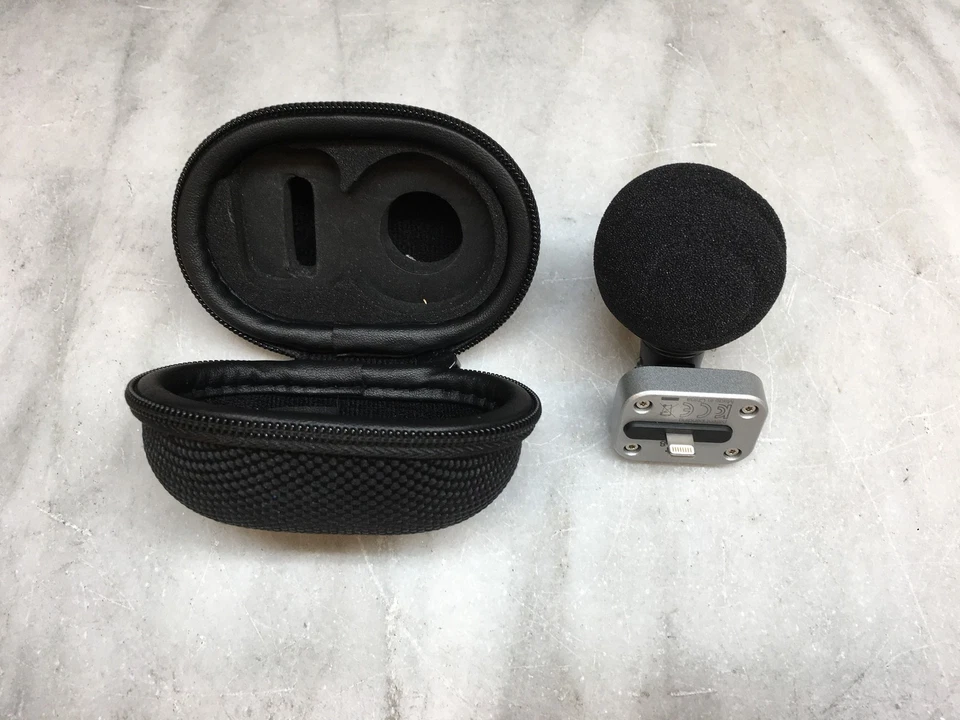 Shure Mv88 Microphone Condenser microphones for iPhone and iPad w/ Case - Image 2 of 4