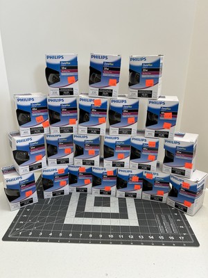 Philips DuraMax 25w Soft White Medium G25 Globe Light Bulb.   21 Bulbs!!! 
