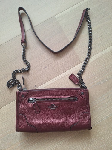 Borsa a tracolla Coach in pelle Topolino grana ciliegia tracolla catena tracolla nuova