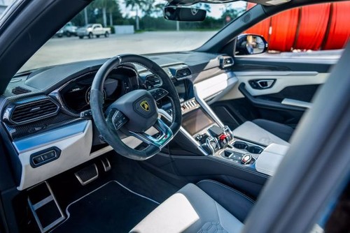2022 Lamborghini Urus Sport Utility 4D - Picture 12 of 15