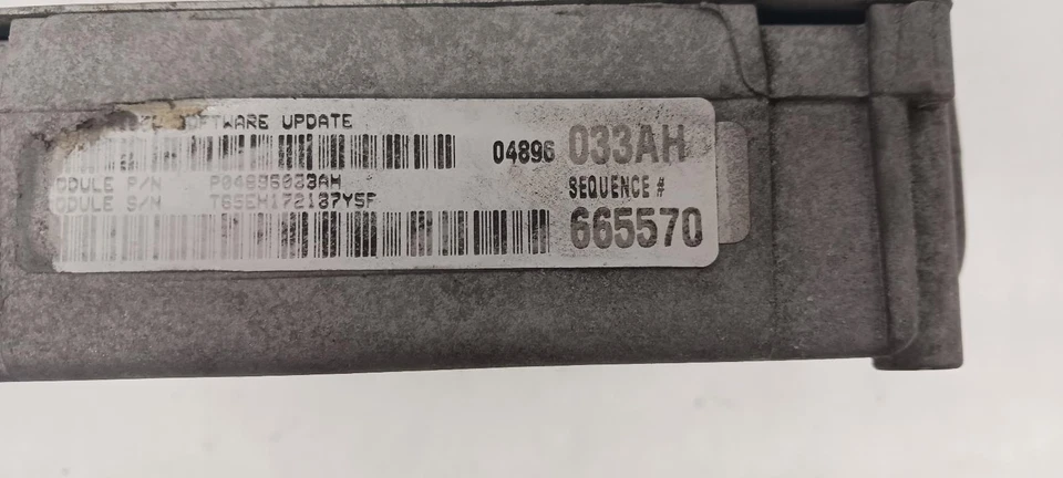 Dodge Stratus 2001 módulo de control electrónico sedán 2,4 L 04896033AH OEM 01 Foto 3 de 4