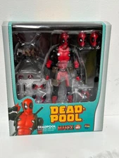 AUTHETNIC MAFEX No.082 Gurihiru Art Ver Deadpool Marvel Comics Medicom Toy USA