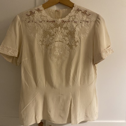 Vintage Elfenbein Beige 100 % Seide Bluse Spitze Cut Out S Uk 8 10