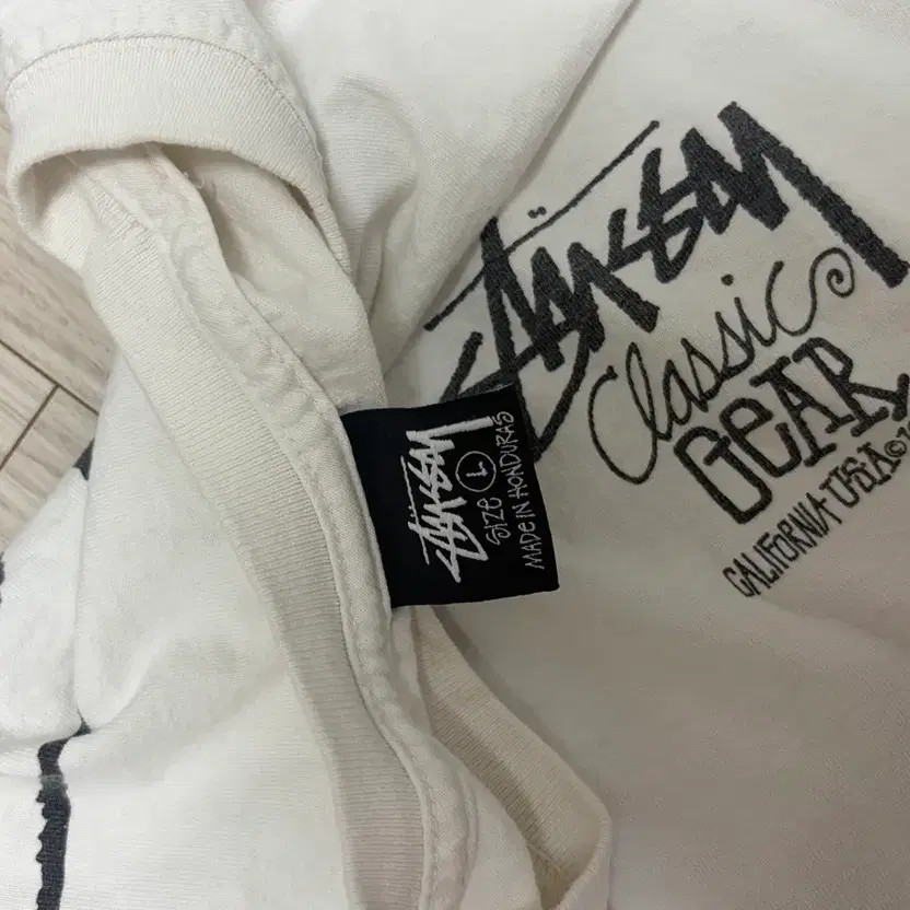 Stussy Pigment Dye Classic Gear Short Sleeve T-Shirt White L thumbnail 4