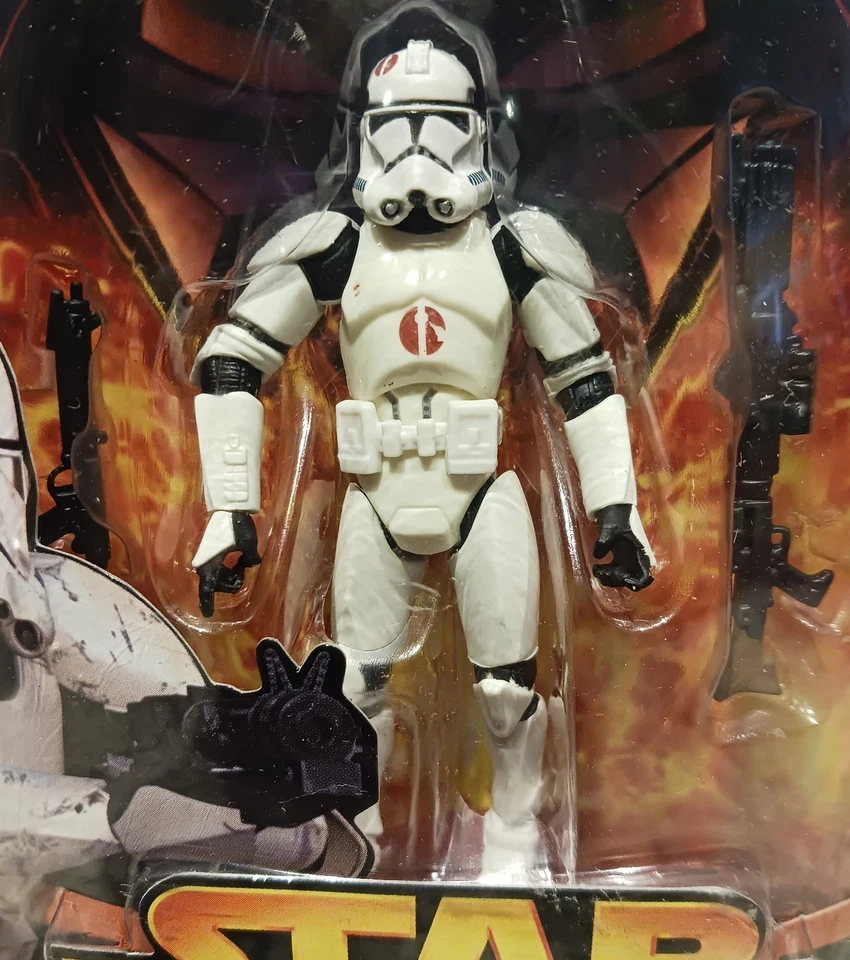 Star Wars ROTS Lote de 5 Figuras Clon Comandante Troopers Ejército Sombra Negra NUEVO Foto 3 de 4