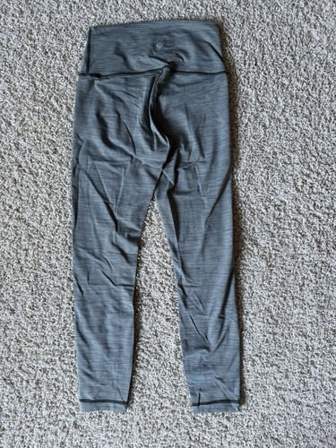 "Leggings Lululemon Wunder Under Gris Verde Rayas 25"" Entrepierna Talla 6" - Imagen 4 de 5