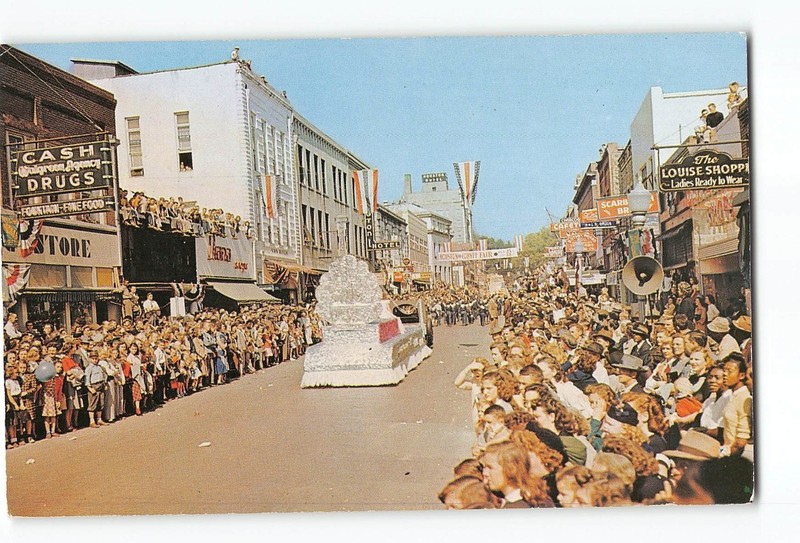 Dothan Alabama AL Vintage Postcard Peanut Festival Parade