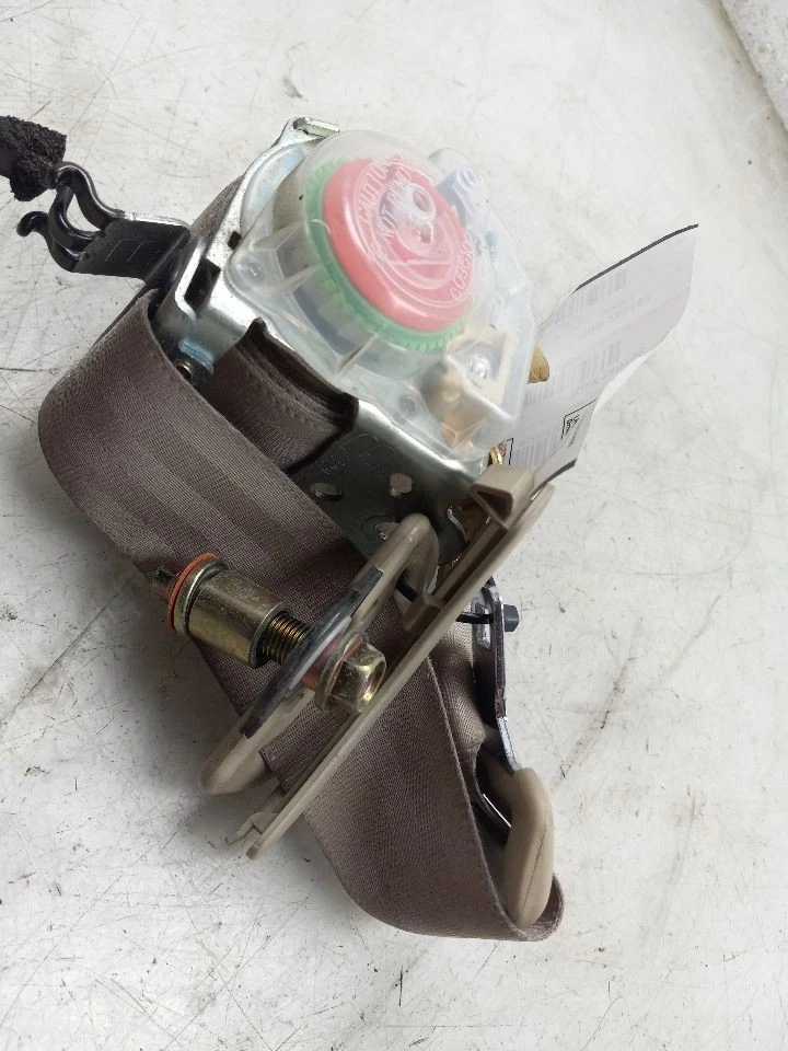 1999 LEXUS RX300 REAR SEAT BELT - Image 4 of 4