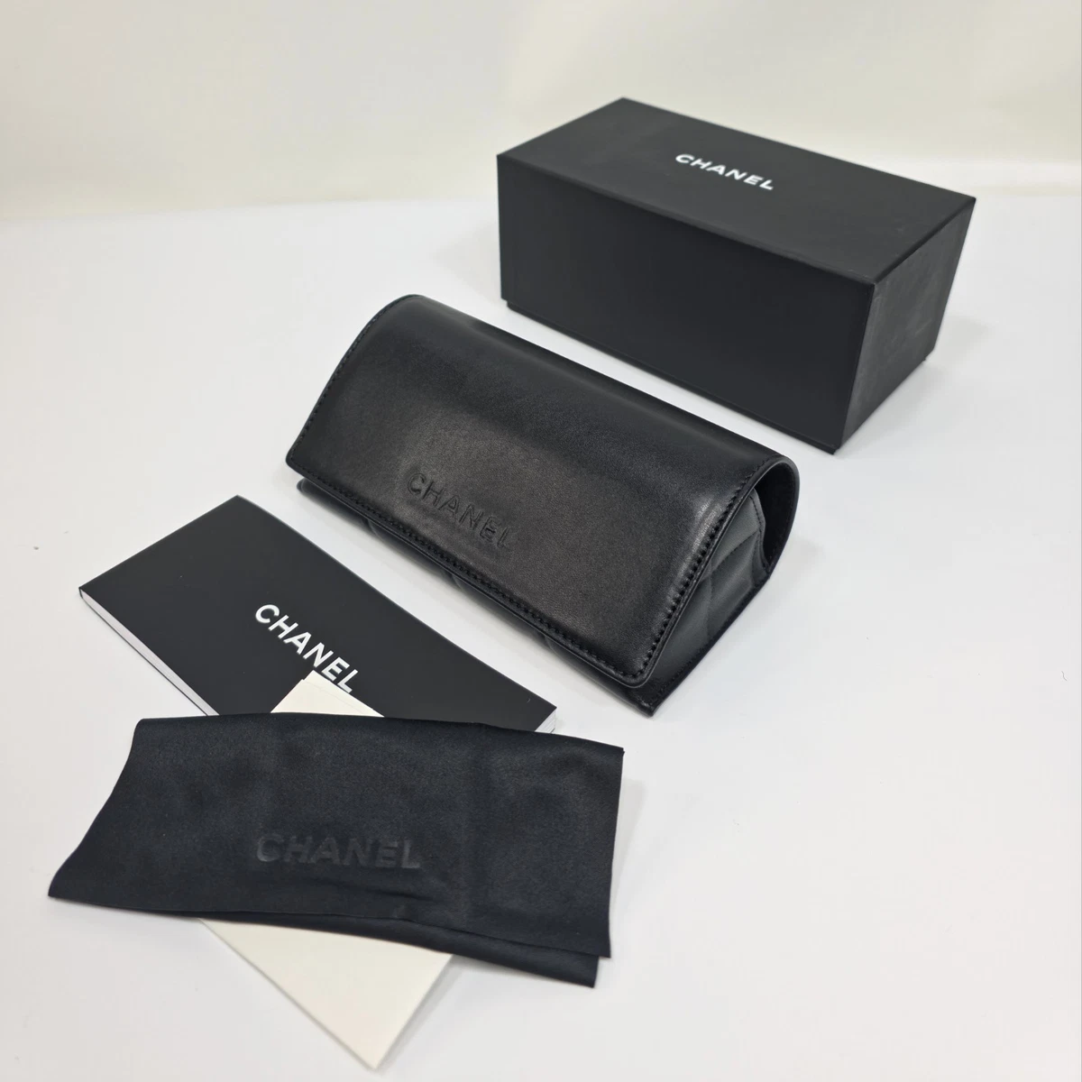 CHANEL Black Hard  Sunglasses Case w/crystal-Logo & cloth bag Chanel Crystal CC Sunglasses 5420-B-A Black 1827285  main image 2