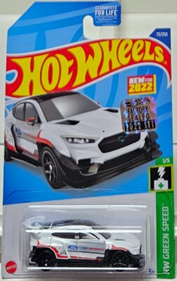 Hot Wheels 2022/073 - Factory Sealed - HW Green Speed - Ford Mustang Mach-E 1400