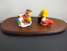 MBI 2011 PEANUTS WORLDWIDE LLC  CHRISTMAS CHARLIE BROWN & SNOOPY, LINUS AT PIANO