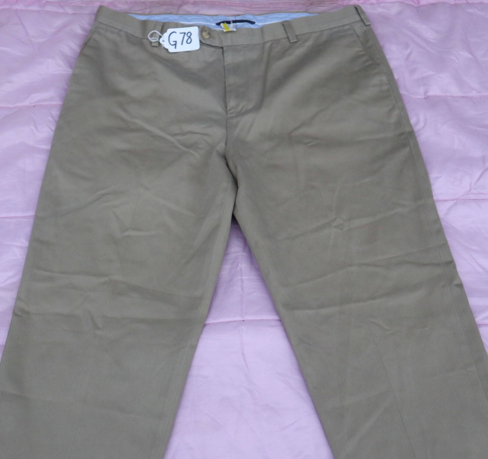 KIRKLAND SIGNATURE KHAKI Pants For Men W40 X L30. TAG… Gem