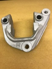 1976 HONDA GL1000 GOLD WING Front Right Brake Caliper Bracket 45210-370-006