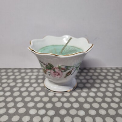 Aynsley Fine Bone China ''''Wild Tudor'''' Derwent gefüllte Votivkerze 