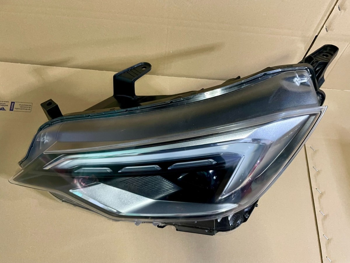 Dekatami です。 Auto Parts LED Headlight 8983545651 for I-S-U-Z-U Dmax 2021