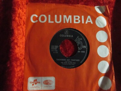 Dave Clark Five - Everybody get together (1970)  UK 7''