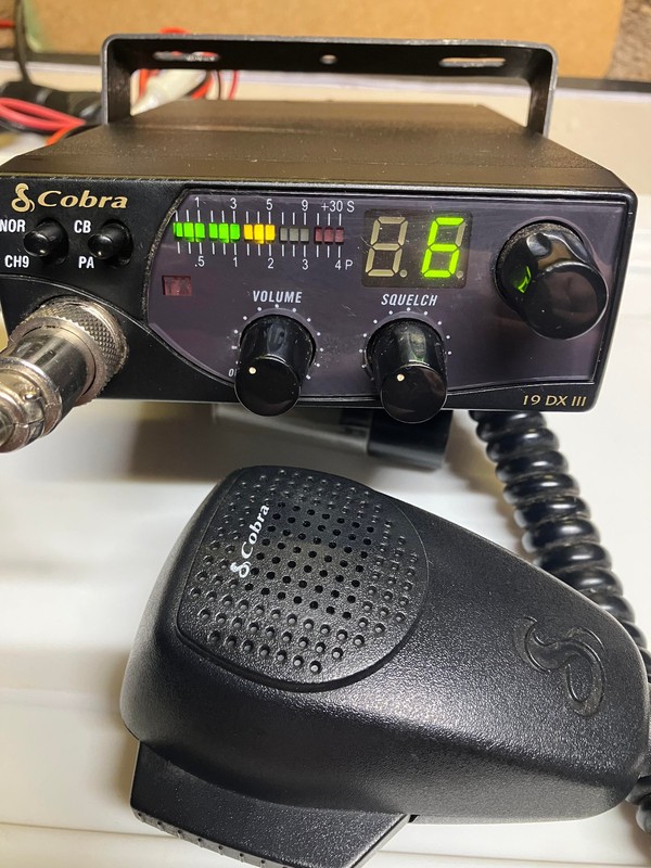 Cobra 19DXIII CB radio working