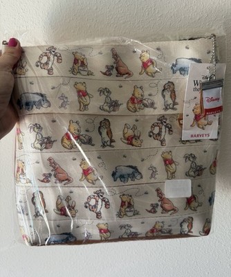 Harveys Seatbelt Bag Winnie the Pooh Streamline Crossbody NIP