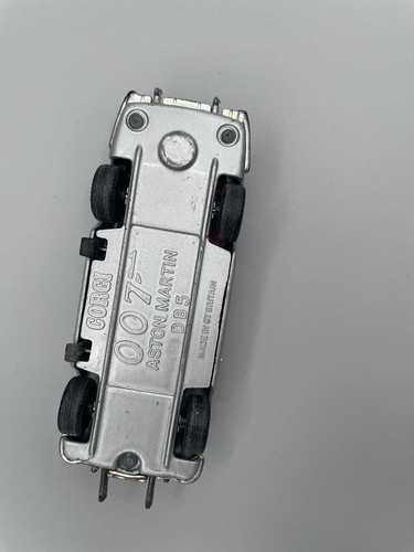 Corgi James Bond 007 Aston Martin DB5 Vintage Damaged - Picture 8 of 9
