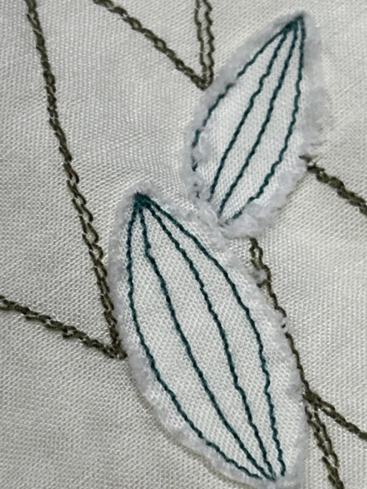 Falda IZOD Blanca Mezcla de Lino Forrada con Bordado Floral Fluido Clásico Femenino 16 Foto 3 de 4