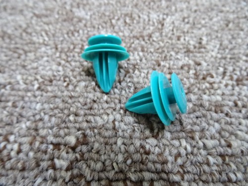 ALFA ROMEO Plastic Door Card Trim Panel Clips - Picture 12 of 12