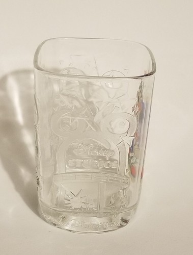 VTG McDonald's Walt Disney World Millennium Y2K Disney Studios collectible glass - Picture 3 of 5