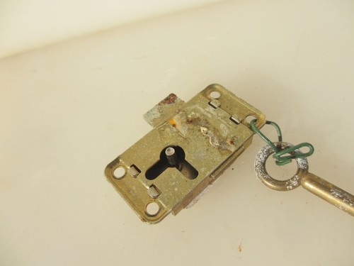 Vintage Metal Cabinet Lock Catch Cupboard Chest Drawer Bolt Iron Key Old - Picture 5 of 8