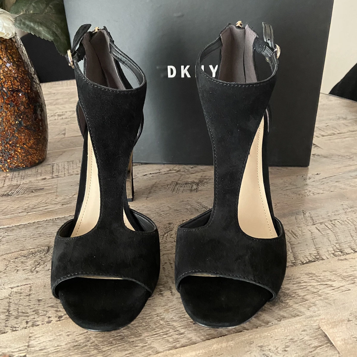 Dkny clearance colby sandal