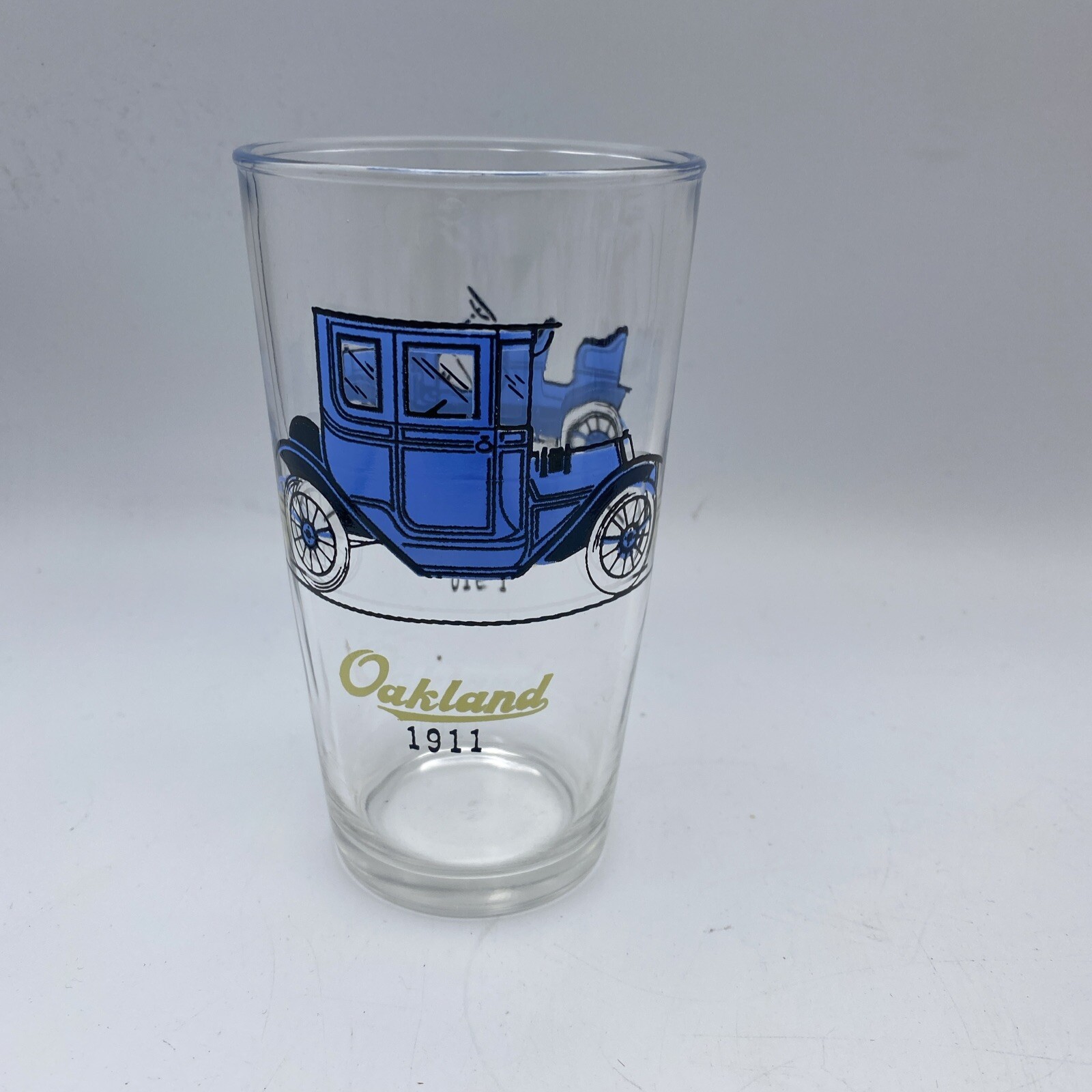 Vintage Auto Art Cocktail Shaker with 4 Tumbler Glasses, Hazel Atlas