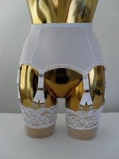 Size Small Retro 12 V Clasps 6 Strap White Lycra Lace Trim Ladies Suspender Belt