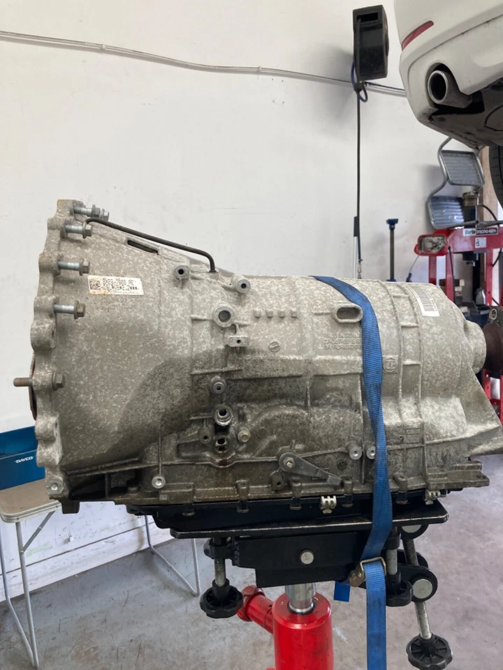 JAGUAR XF 250 2.7 DIESEL 2009 AUTOMATIC GEARBOX ZF 8x23-70O DONE 52,000 MILES - Image 2 of 4