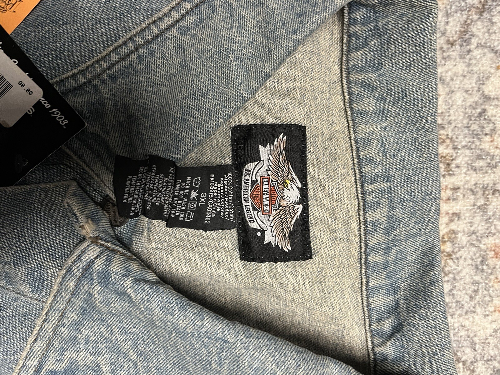 Picture 3 of 4