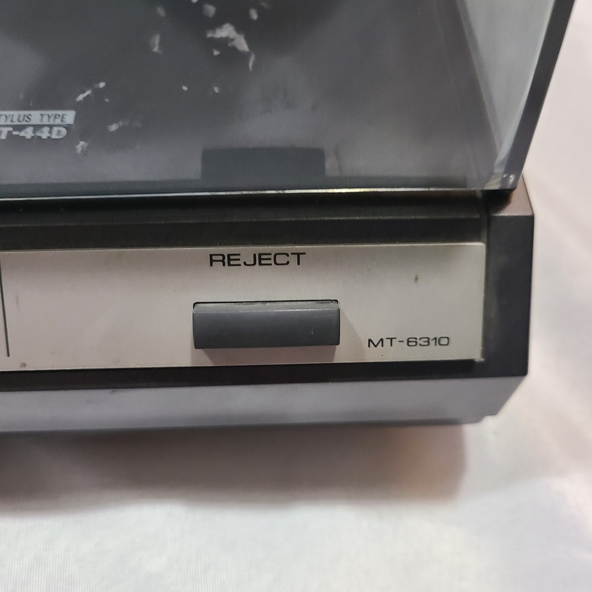 Fisher Turntable MT-6310C Belt Drive Record Player FOR PARTS