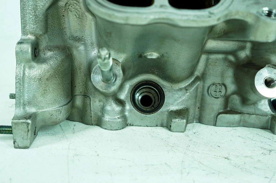 06-08 Lexus IS250 IS350 OEM 2.5L V6 24V DOHC culata de conductor izquierdo 1042 Foto 4 de 4