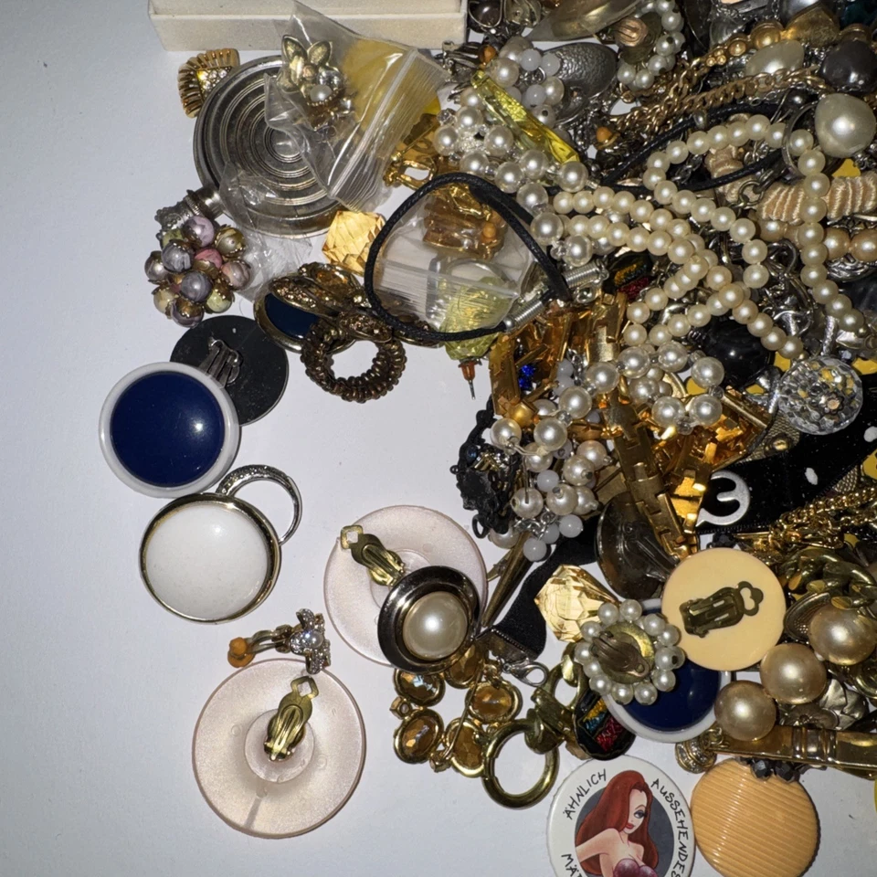 Großes Modeschmuck Konvolut Halsketten Armbänder Ketten Ringe.. Teilw Versilbert - Bild 3 von 4