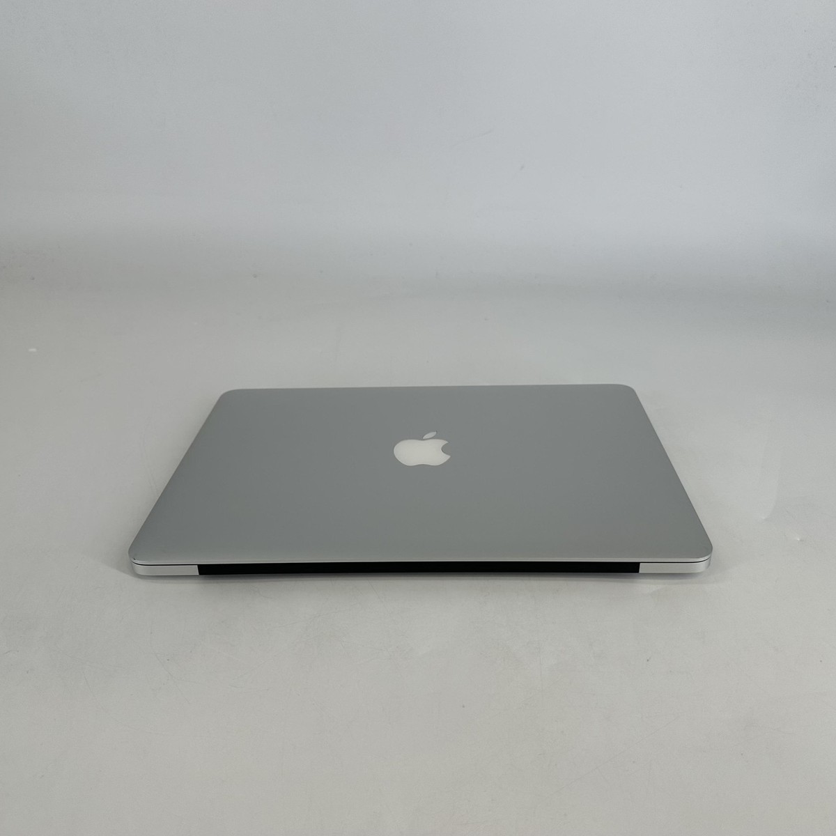 MacBook Pro Retina 13 Silver Early 2015 2.7 GHz Intel Core