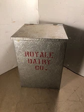Royale Dairy Co. milk bottle porch box galvamnized  Hanover, PA