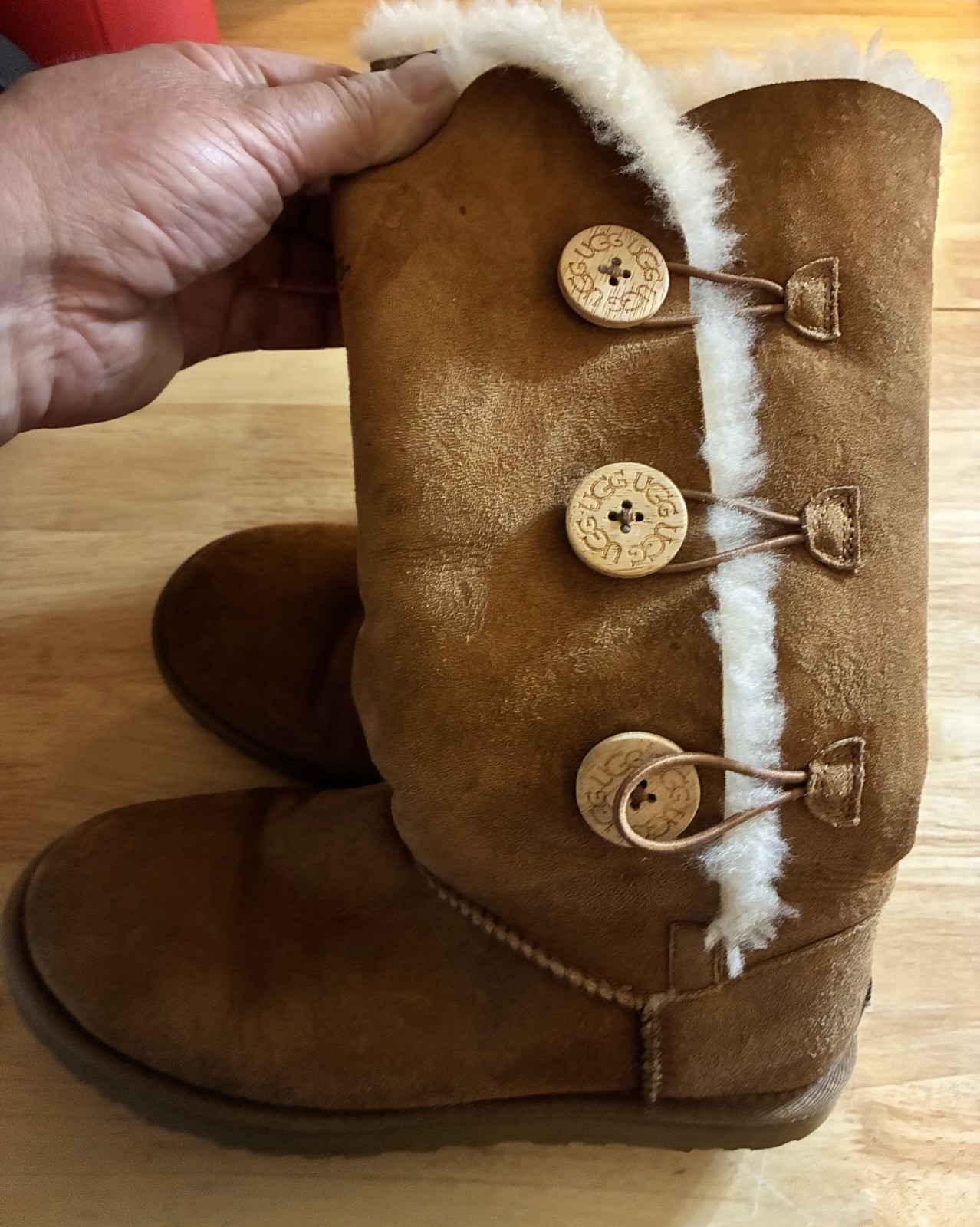 UGG Australia Bailey Button Triplet Brown Suede Sheepskin Boots Womens US 8