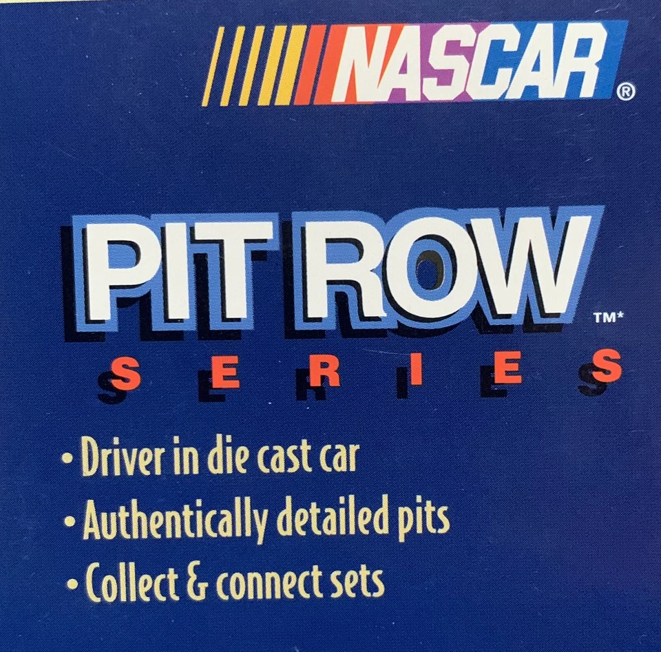 VTG Winner's Circle NASCAR Jeff Gordon Pit Row Series "Pulling In" Diorama Set - Image 3 of 4