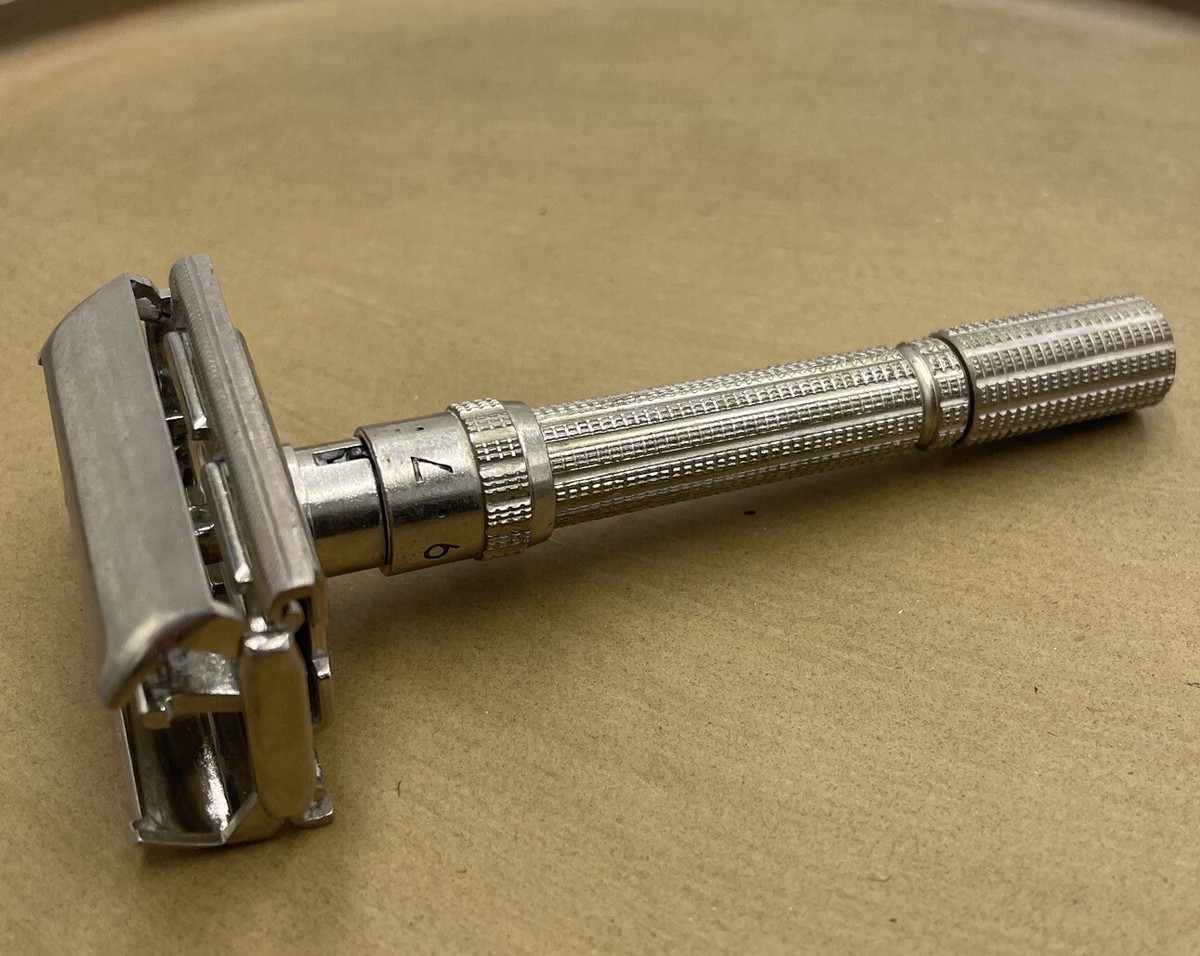 Gillette Slim Adjustable 1964年ジレット ケース付き Gillette Slim Adjustable 1964年ジレット ケース付き Gillette