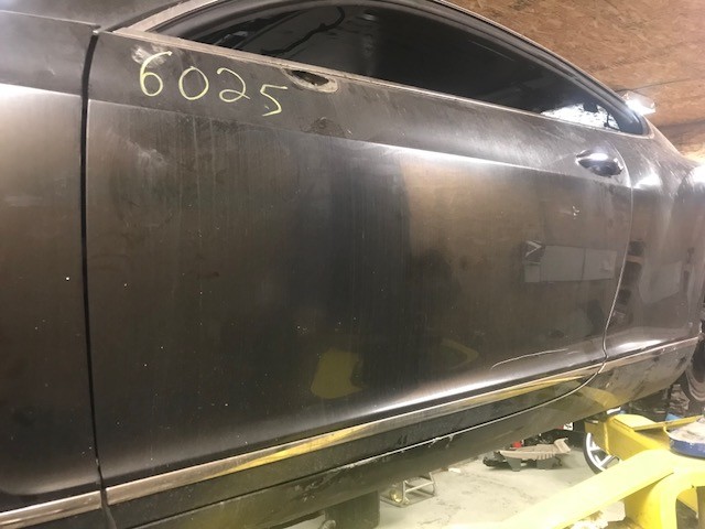 04-12 BENTLEY CONTINENTAL GT LEFT FRONT DRIVERS DOOR SHELL W/ TRIM MOULDINGS 
