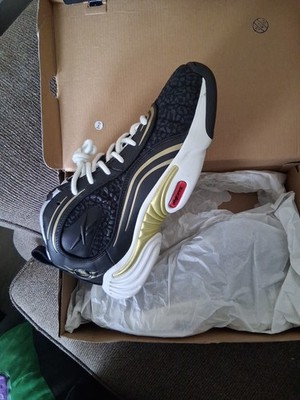 Size 11 Men's Reebok Answer III Swerve Basketball Shoes 100246191 Black/White
