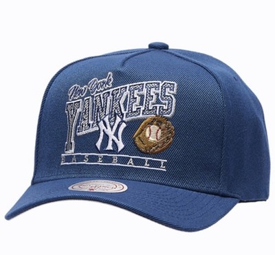 New York Yankees Mitchell & Ness Baseline Pro Pinch Snapback Hat OSFM NWT!